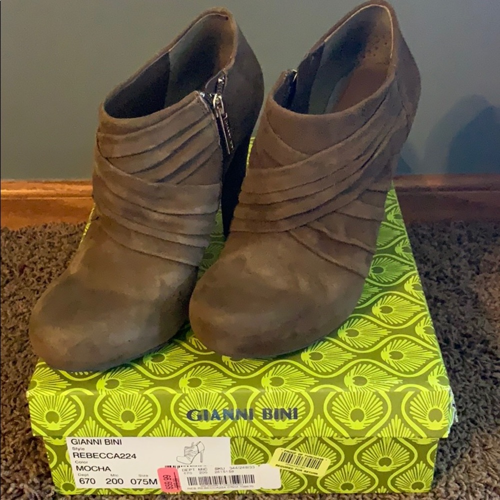 Like new GB suede booties.